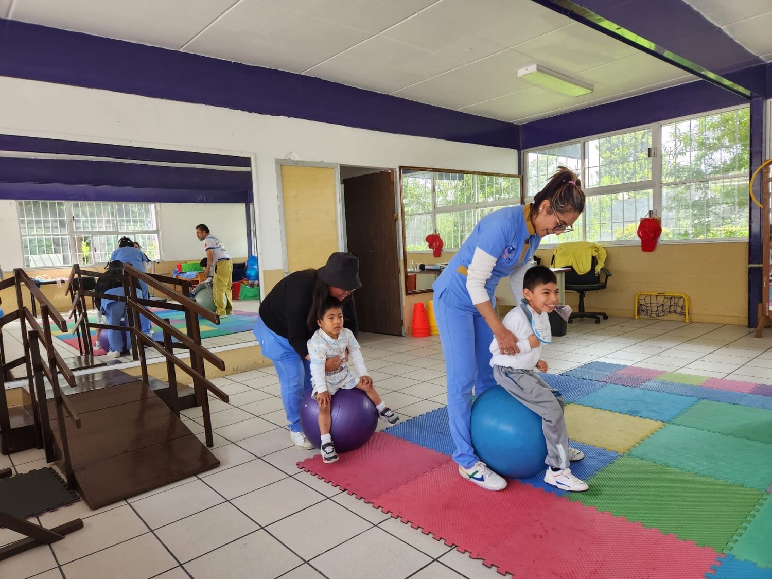 Estudiantes de UniCEP en práctica